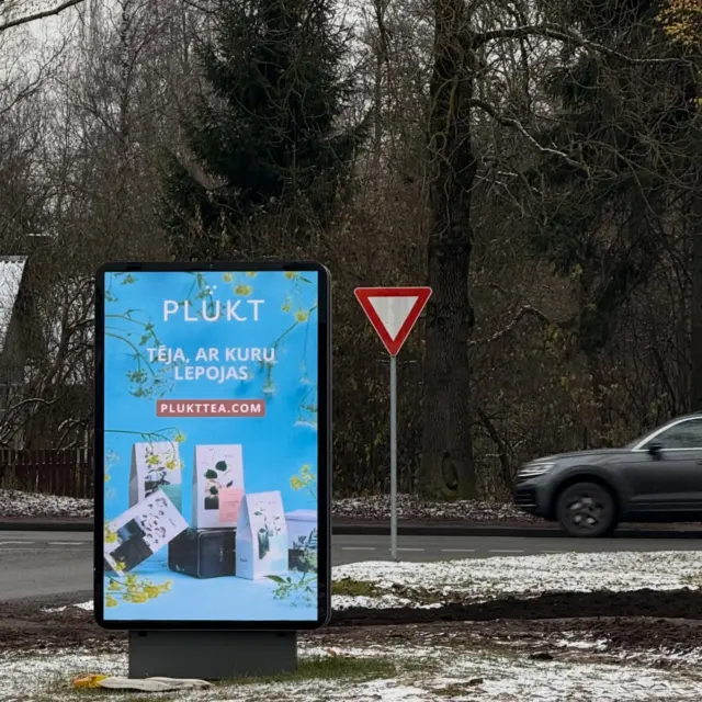 Bringing color to daily life is our *personal* mission. Especially during the dark wither months here in Northern Europe. Herbal teas are our color therapy and we are bringing it to town!Have seen us lately? Share a pic 🫶🏻#plukttea #nordictea