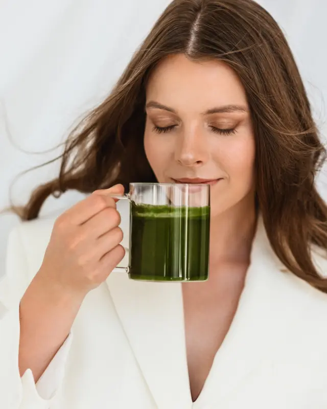 A new kind of matcha-like moment.Wild. Nordic. 100% Fireweed.Our own botanical version from Fireweed leaf powder. Perfect for lattes, gives bold green colour and is an excellent antioxidant and source of vitamin C. Caffeine-free, of course.✨ On sale today.#plukttea #NordicTea