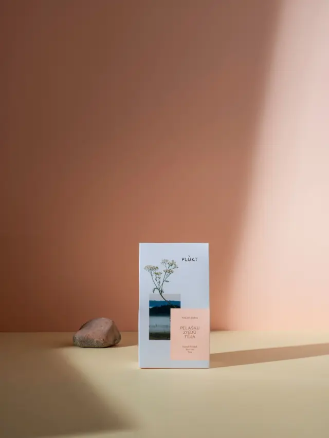 Bold flavours. Minimalistic looks. PLŪKT loose teas are appreciated by those who value slowing down and brewing step by step from scratch.