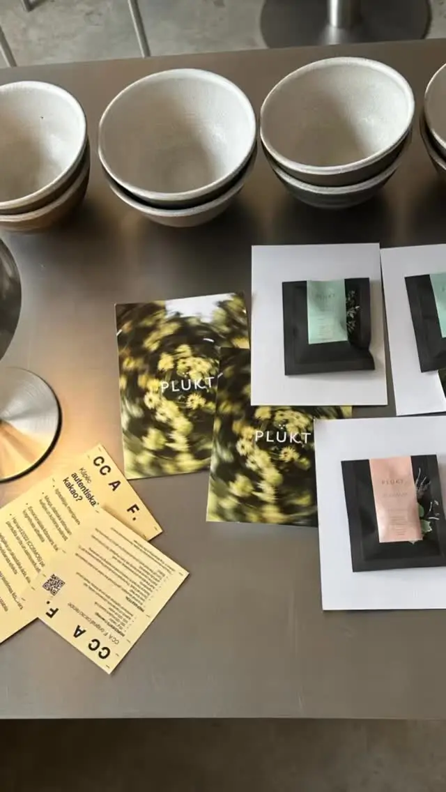 Recently spent an afternoon @ccaf.cacao and shared PLŪKT herbal tea story. To pick herbs and create synergies between them is an art itself. We are the artists. PLŪKT tea master and co-founder Līga is an herbologist and environmental scientist with over 20 years of experience. 🌿Have you been in our tea masterclasses?#plukttea #NordicTea