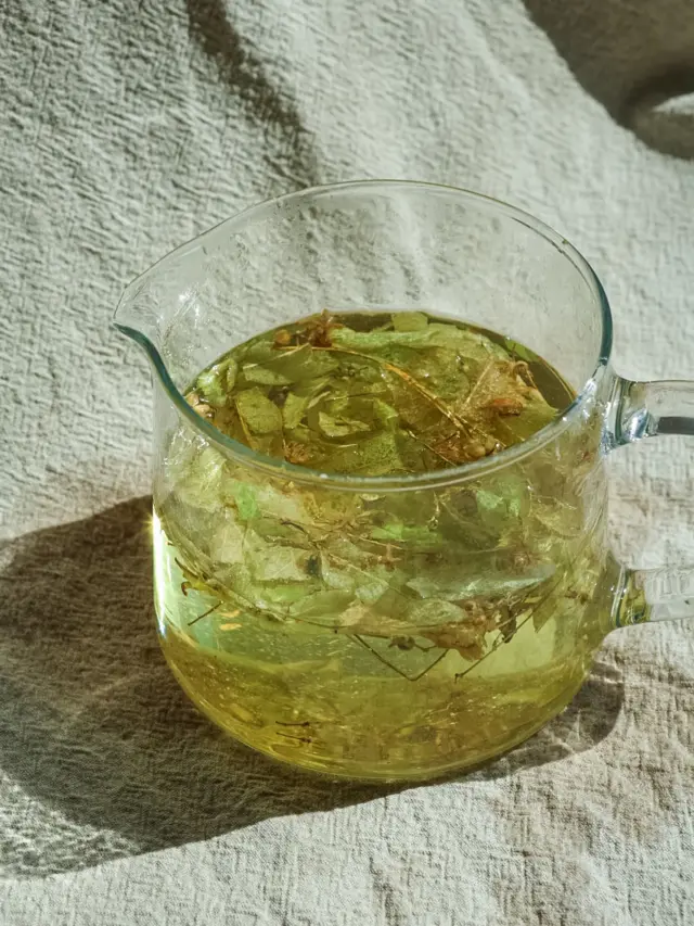 Linden blossom herbal tea is perfect for calming and honey- like rituals. 🐝🍵Nourish yourself and enjoy the time for yourself. Hand-picked in Latvia.#plukttea #NordicTea