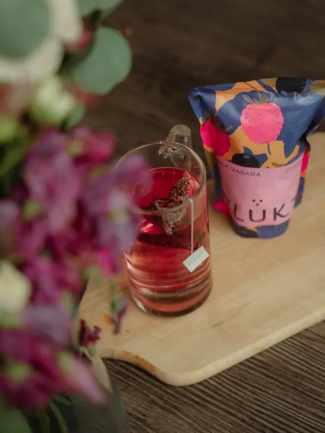 Summer flavours are the ones that we miss the most. Luckily, we preserved them into VISA VASARA herbal berry tea.🫐 #plukttea #NordicSummer