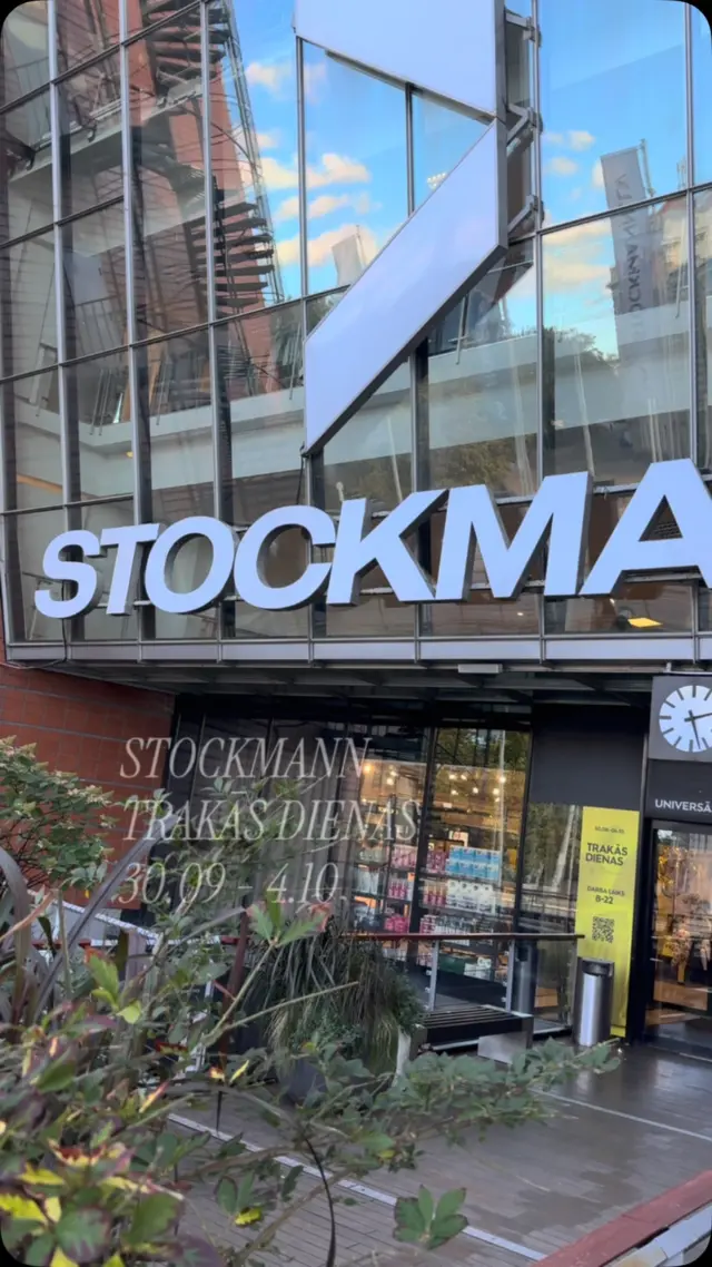 PLŪKT tējas atradīsi arī Stockmann! 🌿Un šobrīd — vēl īpaši izdevīgi, jo PLŪKT tējas piedalās Trakajās dienās. ✨Izvēlies savu iecienītāko PLŪKT tēju vai atklāj kādu jaunu garšu — no savvaļas pļavu ziediem līdz košām ogu tējām.📍 Stockmann, 13. janvāra iela 8, RīgaIenāc Stockmann un atrodi savu PLŪKT tēju!#plukttea #NordicTea #Stockmann